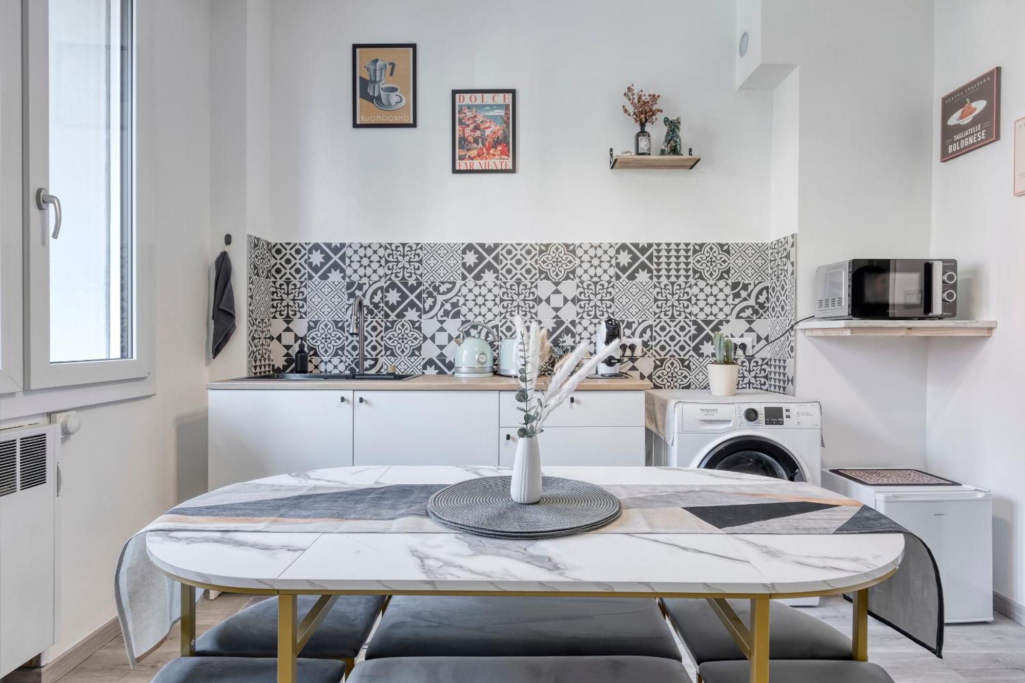 Wanderlust Rooms Bologna Fiera, Free Parking Buitenkant foto