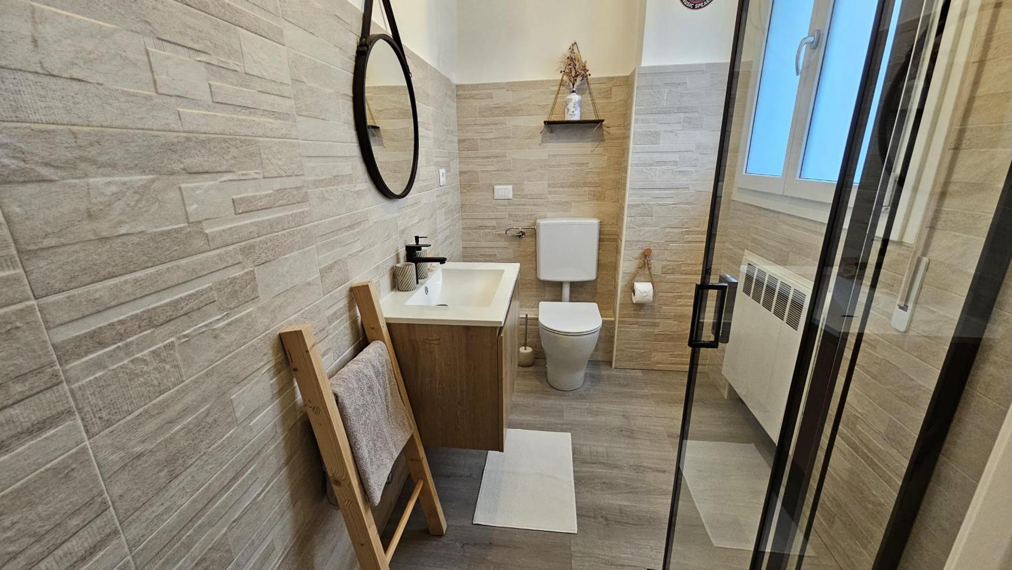 Wanderlust Rooms Bologna Fiera, Free Parking Buitenkant foto